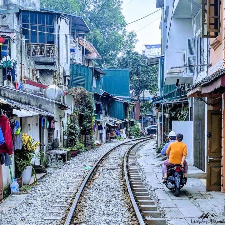 Hotspot Matrix: Biến Học sinh chuyên Toán đi bán thành cơ hội marketing đột phá